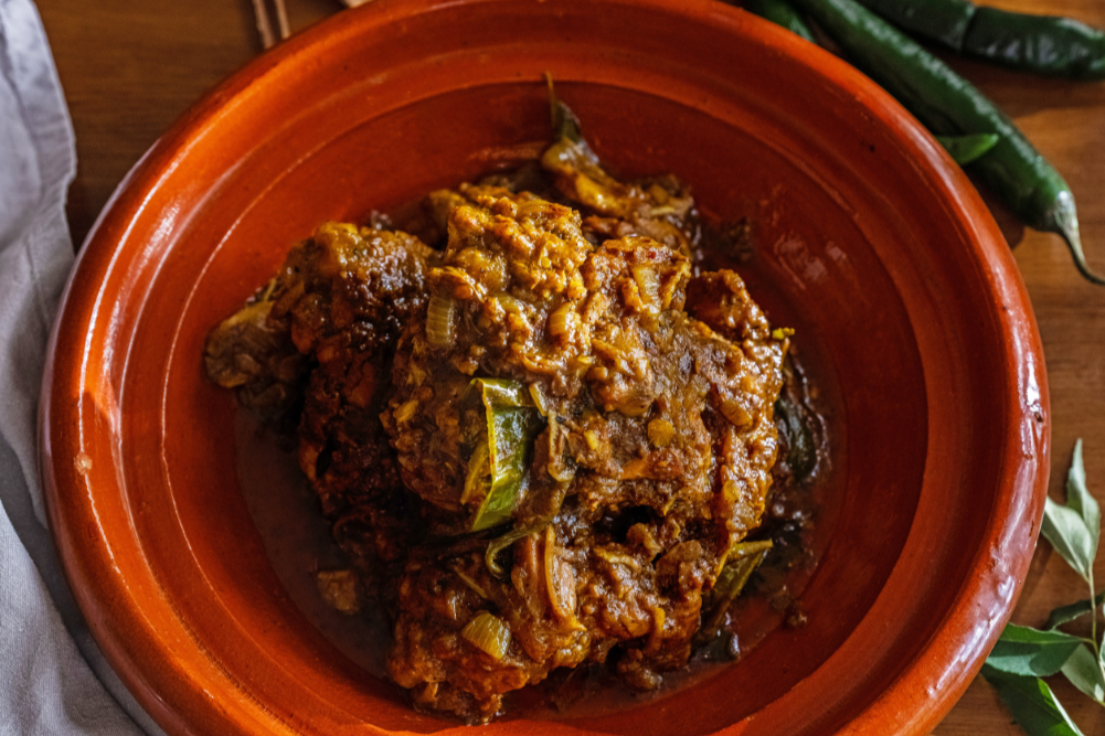 Kalu Kukul Mas Curry